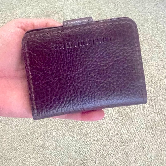 Portland Leather Premium Plum Small Bifold Wallet - Picture 5 of 7